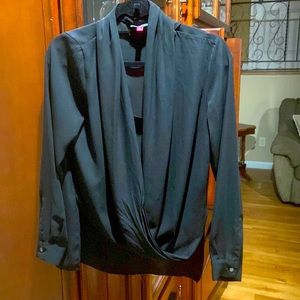 Vince Camuto Long Sleeve Flowing Top